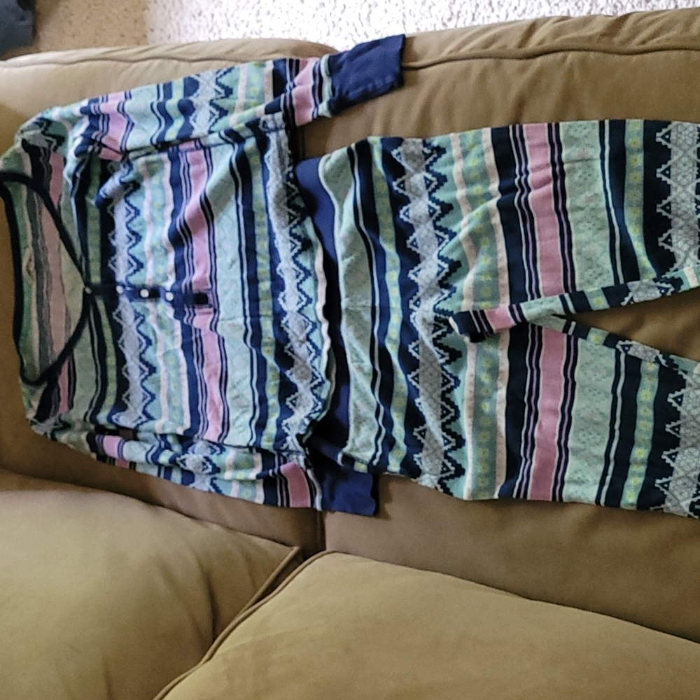 Victoria's Secret size S/P pajama set multi color